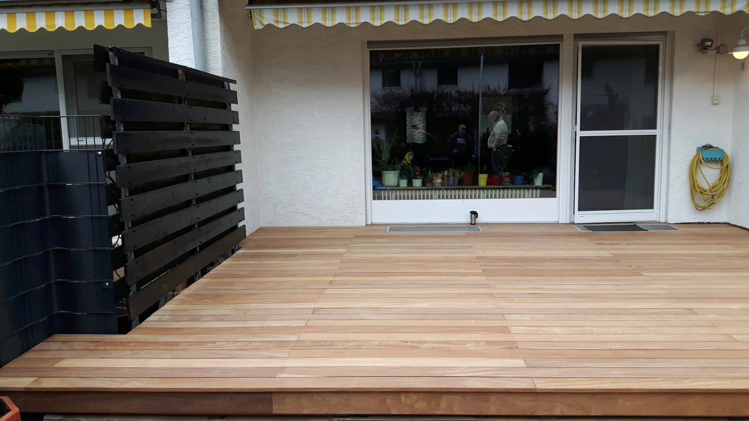 Zois Gartengestaltung - Terrassen und Terrassen Holzbau